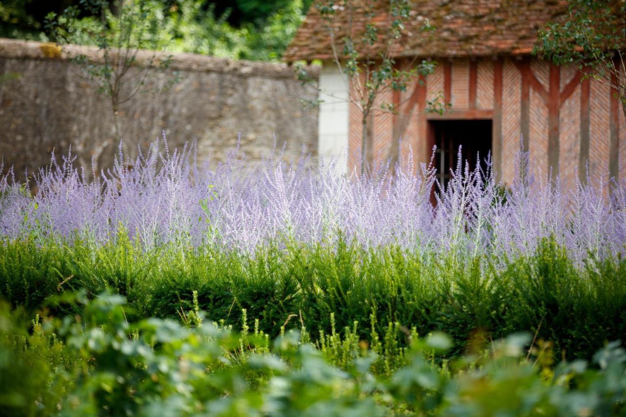 Relais & Chateau Louise De La Valliere Reugny  Exteriör bild
