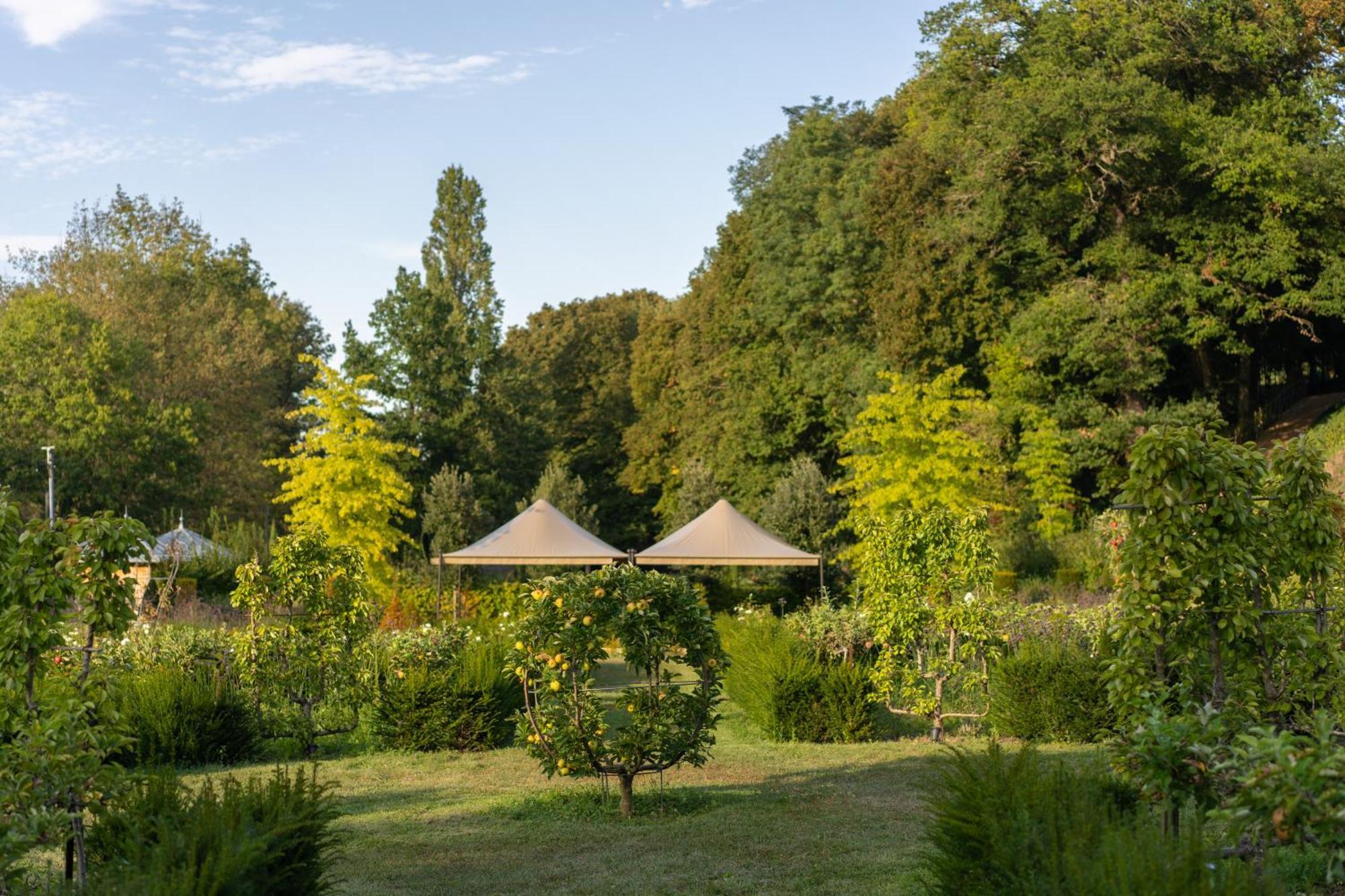 Relais & Chateau Louise De La Valliere Reugny  Exteriör bild