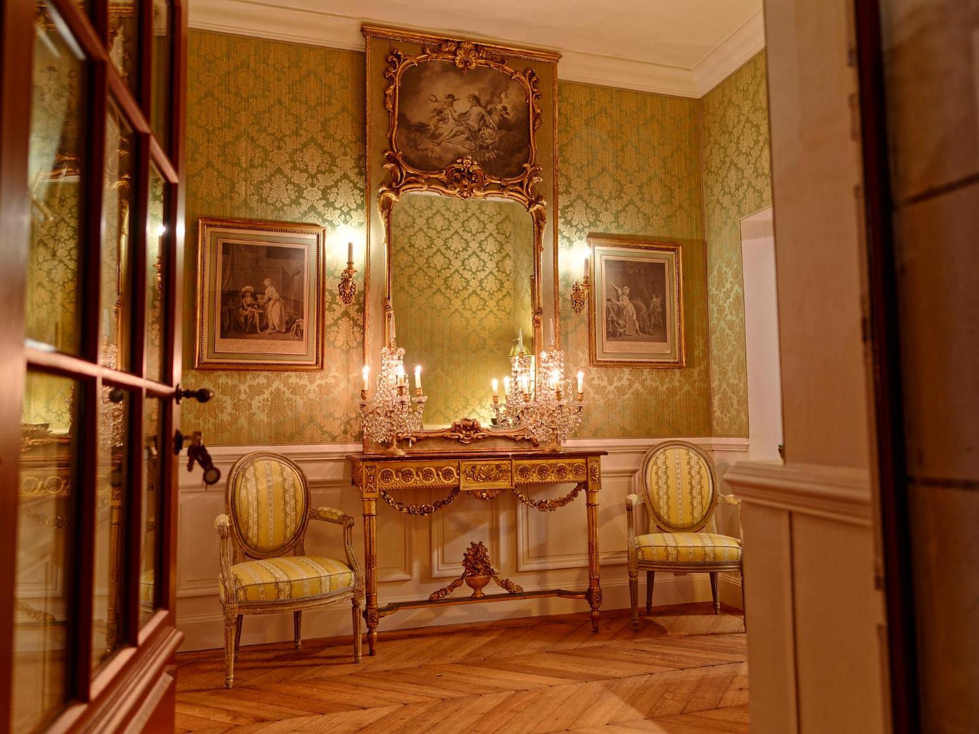 Relais & Chateau Louise De La Valliere Reugny  Exteriör bild